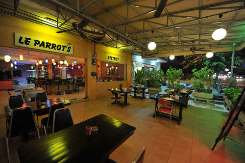Le Parrots-Inn ジョムティエンビーチ エクステリア 写真